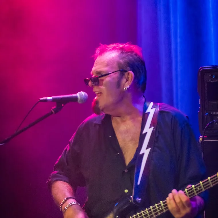 Rich - Bass & Vocals